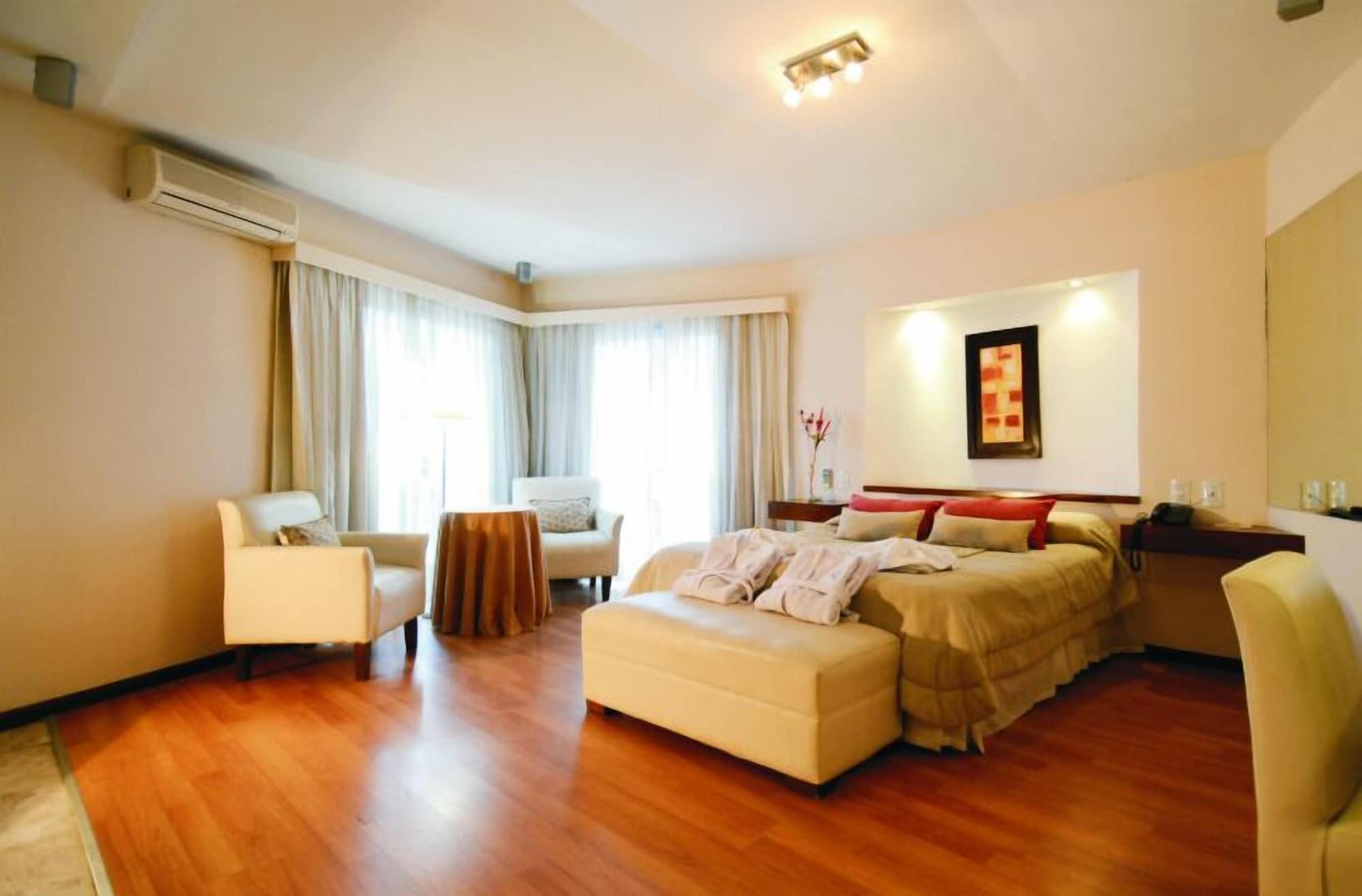 Santa Cecilia Resort & Spa Вилья-Карлос-Пас Экстерьер фото